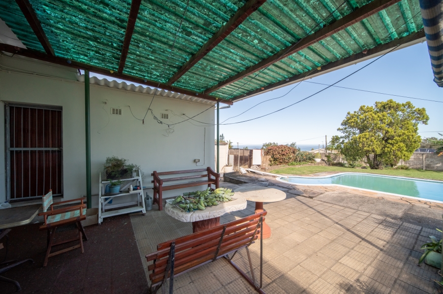 3 Bedroom Property for Sale in Sunnyridge Eastern Cape